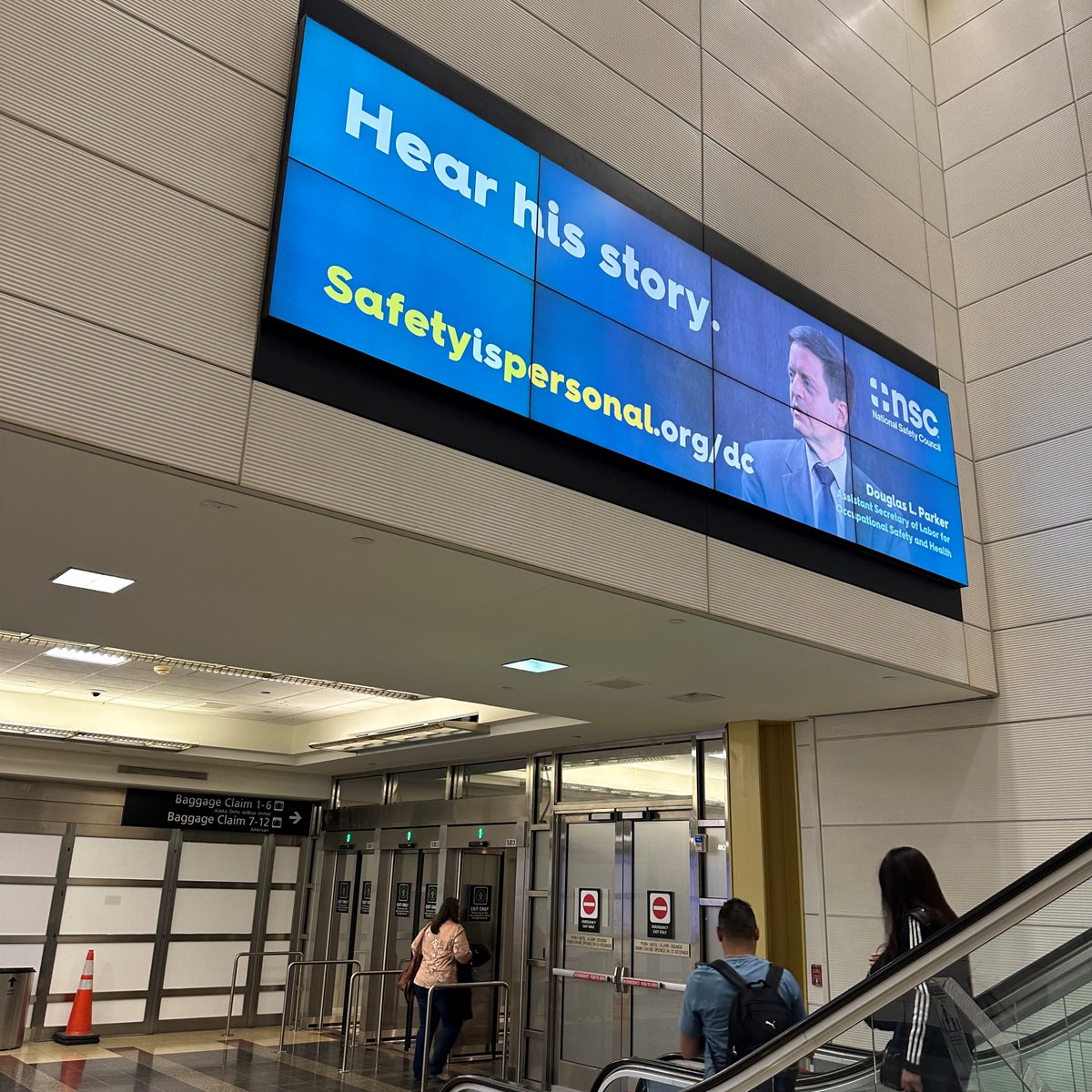 👀 Guess who was spotted at Reagan National Airport in Washington, D.C., as part of the <a href="/NSCsafety/">National Safety Council</a>'s "Safety is Personal" video campaign. 
Watch the full conversation with Assistant Secretary Parker 👇youtu.be/sPVeYmkGdt4