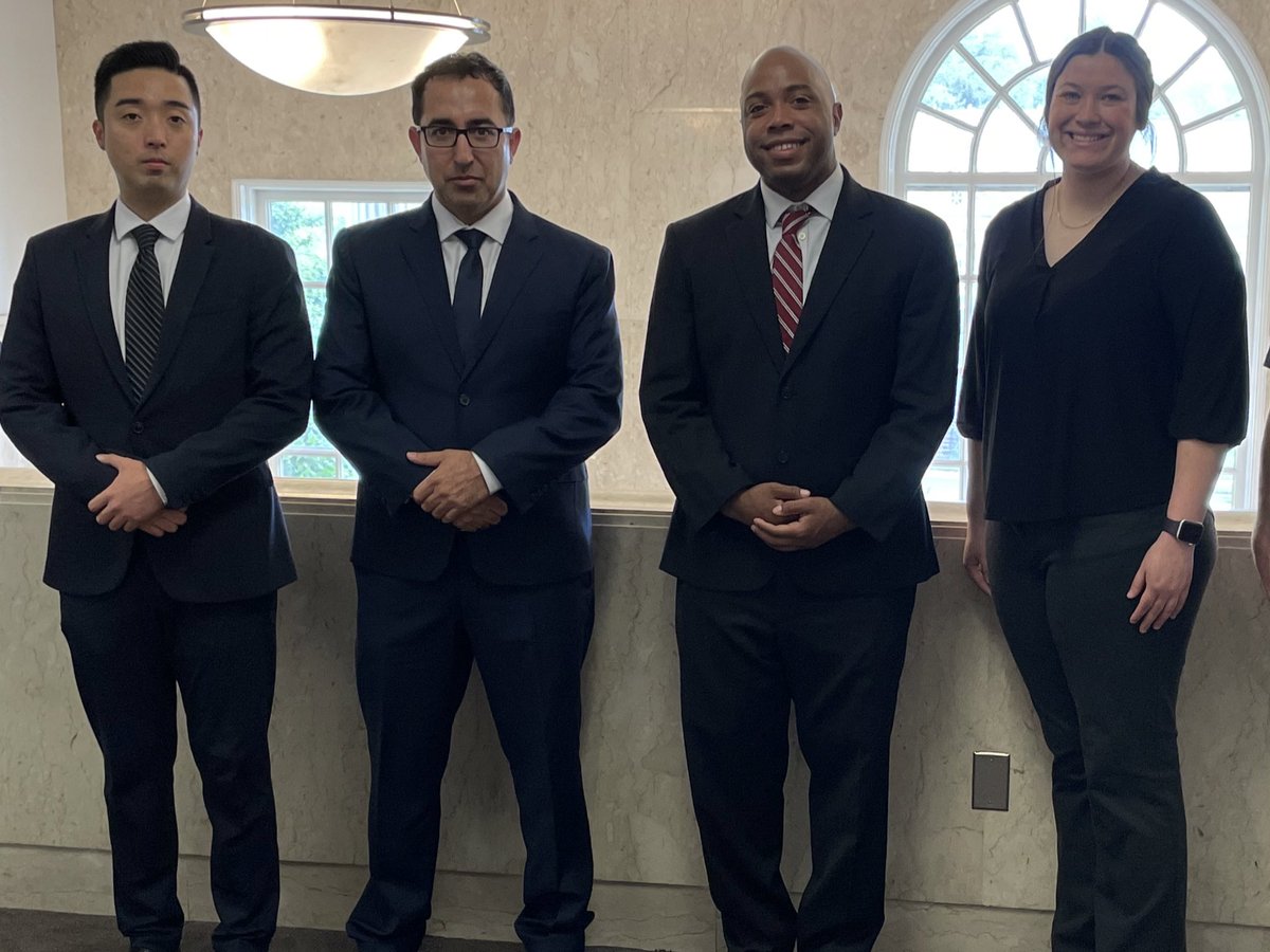 FairfaxCityPD's tweet photo. This morning, the City of Fairfax Police Department welcomed three new certified Police Officers and one new Police Dispatcher! 🚔 We are excited to have Officer Choi, Officer Hopiane, Officer Moore and Dispatcher Ellis on board and wish them well in their upcoming training! https://t.co/RJMrVabScF