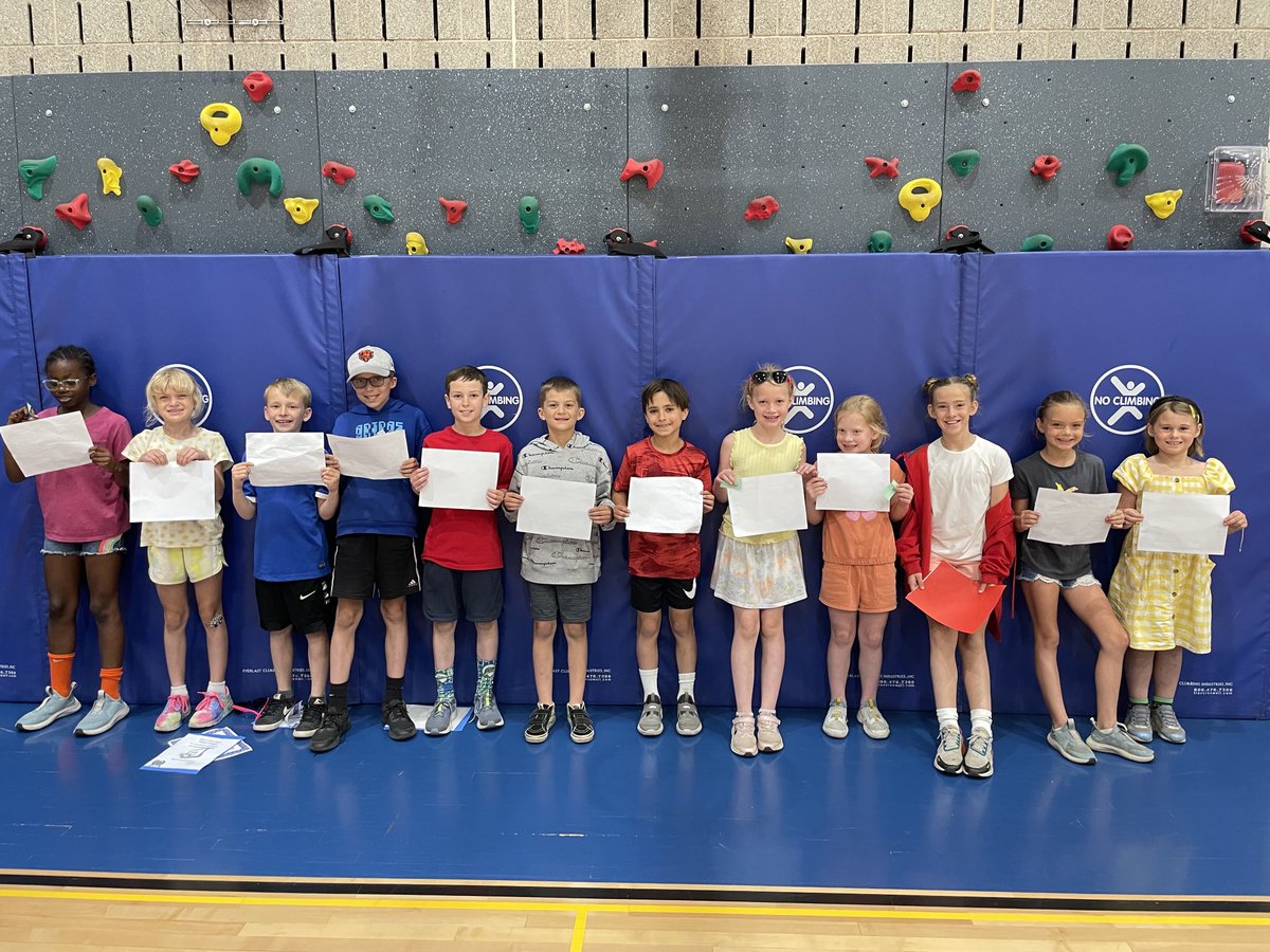 Here are our final students of the month for the trait of kindness at Rockland. Great work everyone! #D70Raptors #D70ShinyApple .