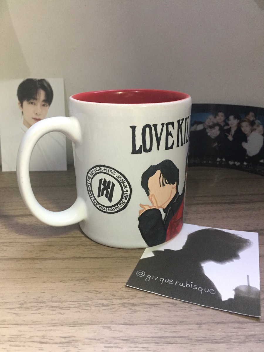 gizquerabisque's tweet photo. ❤️ CANECA MONSTA X LOVE KILLA

• caneca de 360ml
• pintada à mão e envernizada
• uma unidade disponível pra pronta entrega (enviada em até 3 dias após pgto); depois só por encomenda (20-30 dias pra pintura)

💸 R$60 + frete

+ https://t.co/AnQF6GtMtj