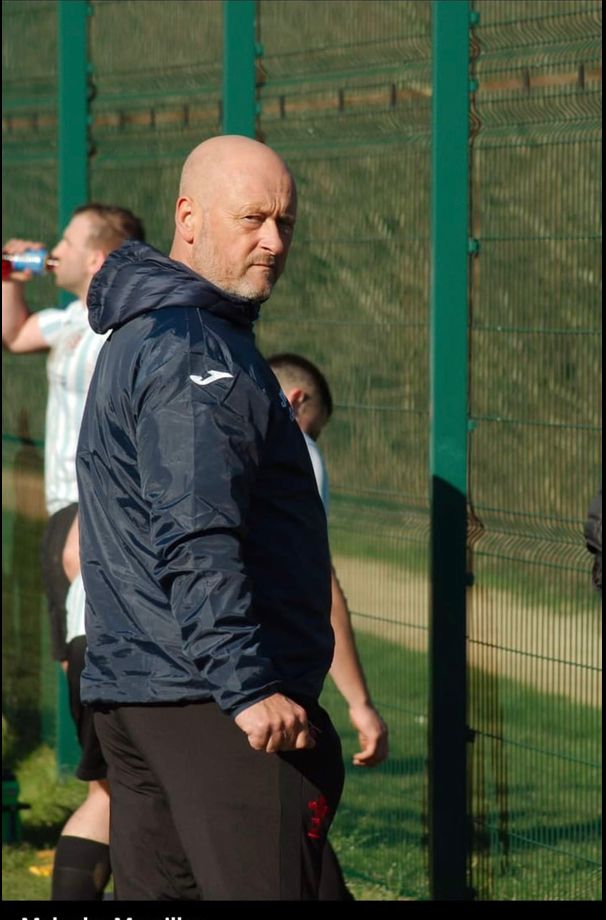 The club can confirm the appointment of Gareth "Gazza" Rees, Kevin Llewellyn and Gary Glendenning as the new first team coaching staff. 
Gazza is a former Park Captain and reserve team manager while Kev and Gary were very successful with Brackla F.C. 
⚽️ Good luck lads ⚽️