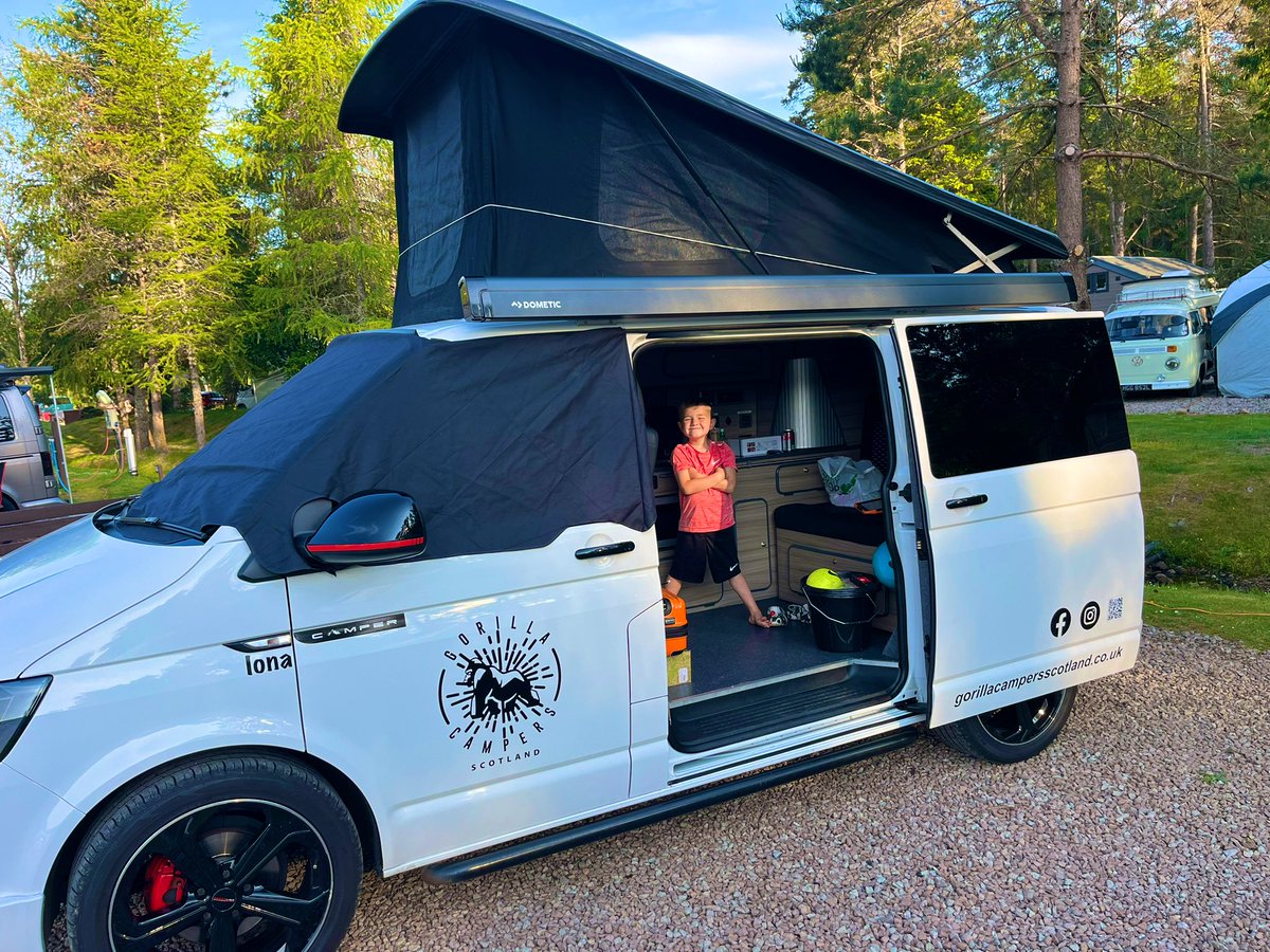 PaulHaining's tweet image. Gutted I had to give that back today, what a weekend me and Rory had! He loved it so I might need to buy one now.. for him obv 🙄😂