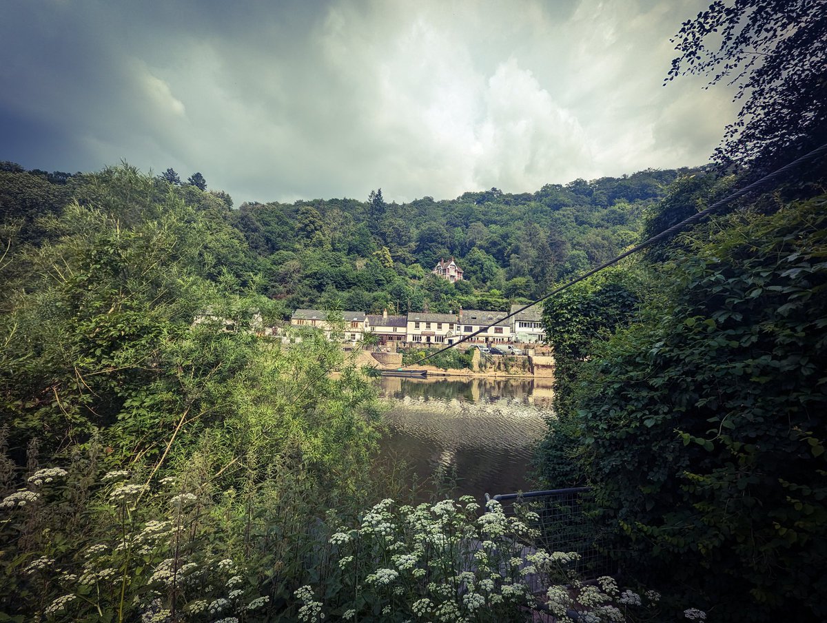 Bridge Across the River Wye, or rather the cable ferry. Idyllic spot at Symonds Yat. <a href="/saracensheadinn/">The Saracens Head</a>