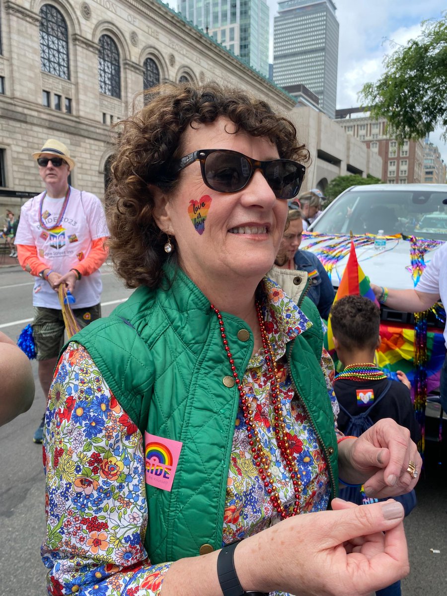 PineStreetInn's tweet image. Happy Pride! Pine Street staff marched in the first @BP4TP parade on Saturday. We were so happy to celebrate the LGBTQ+ community, and push for equity and inclusion. Visit our website to see how you can celebrate Pride throughout June: pinestreetinn.org/stories-of-hop…