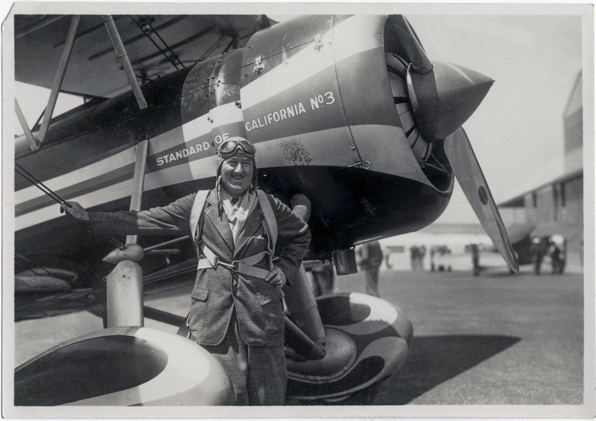 SFOMuseum's tweet photo. Did you know Bernard M. “Mike” Doolin, the fourth director of @flySFO was also an accomplished aviator? After serving as a pilot in during WWI, Doolin worked at Standard Oil and was frequently seen at SFO piloting a Boeing Model 40 and a Stearman 4 Junior Speedmail. #52Objects https://t.co/O7zTagA12i