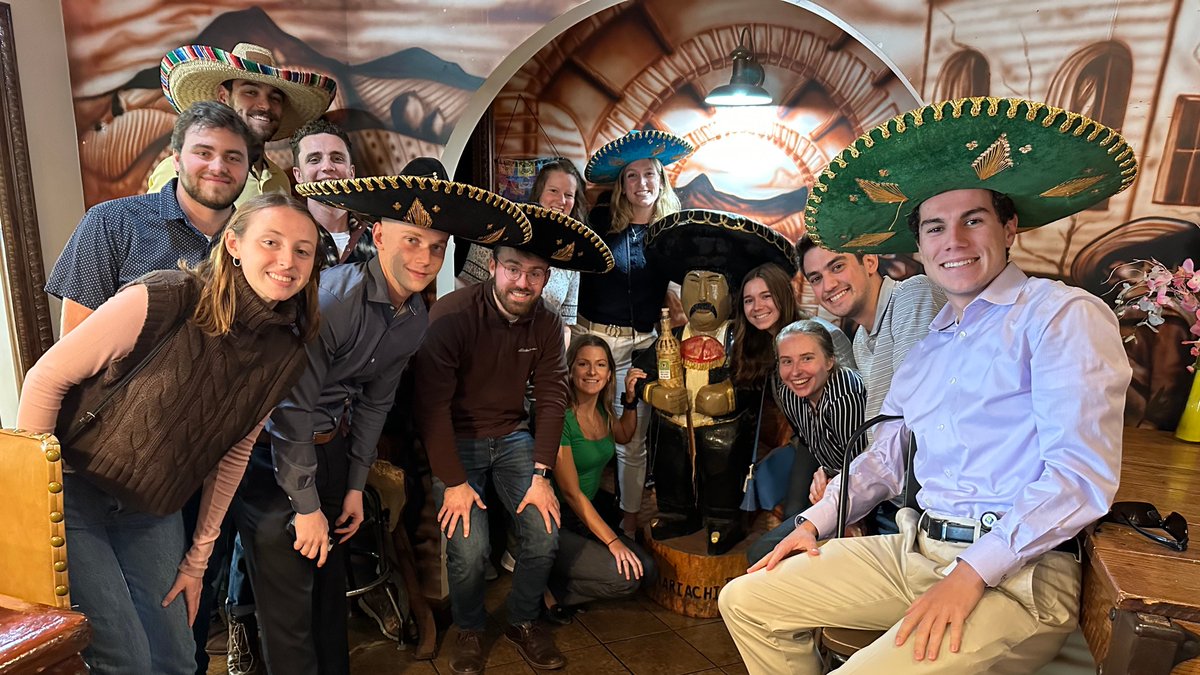 FreedMaxick's tweet image. Our MAX Interns wrapped up their third week at the firm with client tours of Apple Rubber and Western New York Energy. We swapped out our hard hats for sombreros and lunch at Mariachi De Oro Mexican Grill.

#MAXInterns #FreetoGrow