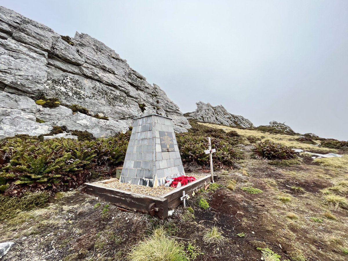 Mount Longdon. Memorial to Sgt Ian McKay VC. He led a night assault by 3PARA on an enemy machine gun post and was posthumously awarded the Victoria Cross for his actions. He was just 29. 12th June 1982. #Falklands