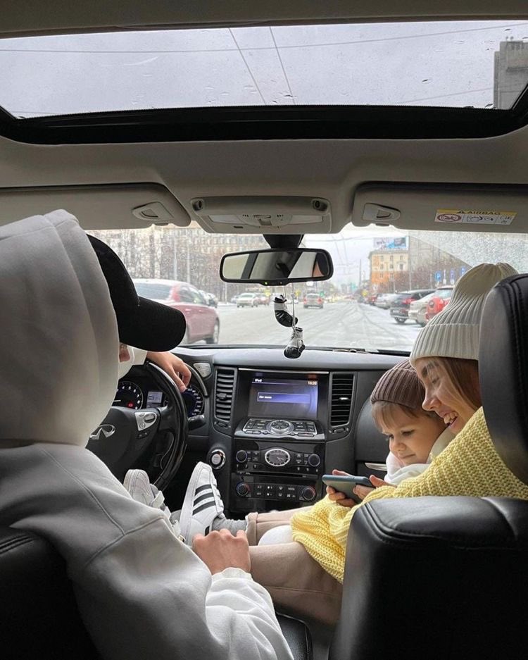 𝑂𝑛𝑒 𝑑𝑎𝑦