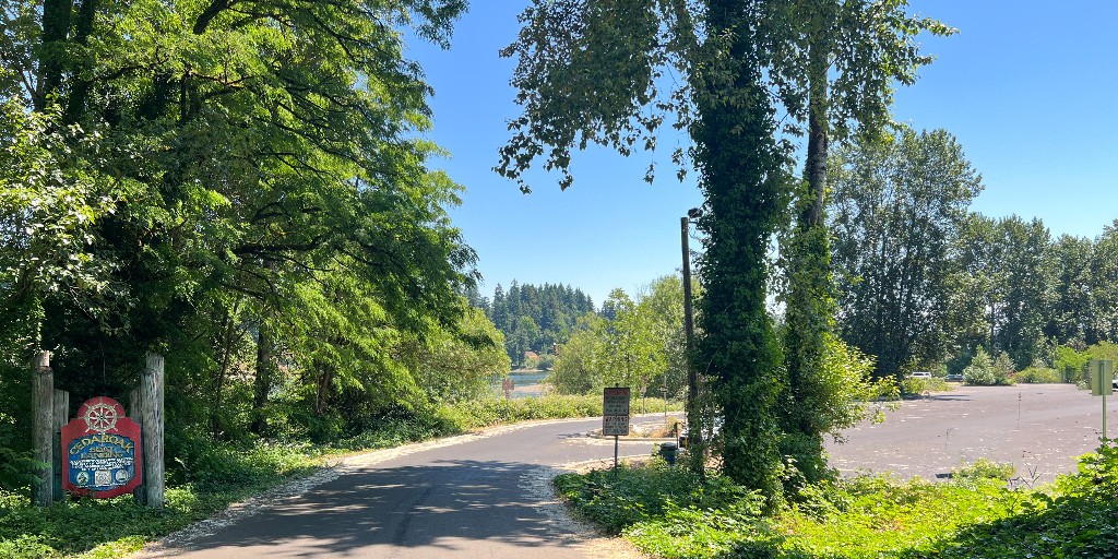 The Cedaroak Boat Ramp parking lot paving & renovation project is ready for the next step: striping & bollard installation! 🚧 The Cedar Oak Boat Ramp will be closed on June 15th & 16th to complete the project.