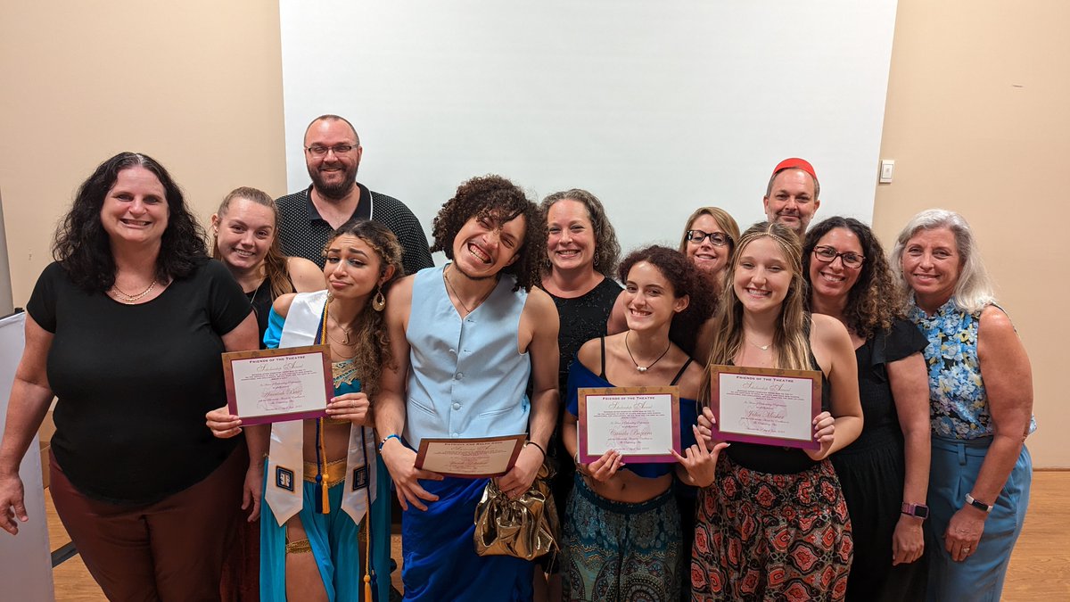 SPHSFOTT's tweet photo. 1 Patricia &amp; Ralph Cook, 1 @riccoross1, 1 Austin Waserman memorial, and four FOTT scholarships were  awarded the year, totaling $6500! Congratulations to seniors Camila Bezerra, Jared Goldston, Julia Mosher and Amaiah Baez who all walked away this year with scholarships! https://t.co/HmjsWr9t1I