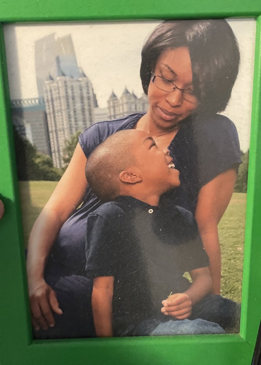 _dawnmontgomery's tweet photo. One more day!
Sharing a few things from Seanโs yearbook and a throwback picture of us while I was pregnant with Chris.
Sean accomplished so much during high school and now heโs ready to begin his next chapter in life #Legacy #AirForceBound ๐๐ฝ https://t.co/smNL3SJ4SD