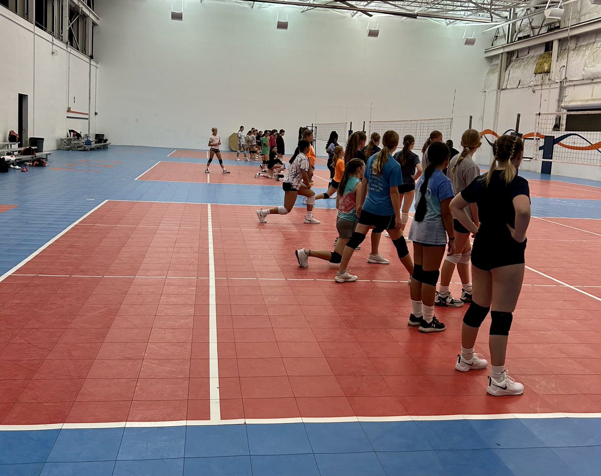 _teamECV's tweet photo. Great first day of our passing, setting, and hitting skills training! Ready for day 2! #teamECV #UrsulineCollege #EdinboroUniversity #LakeErieCollege https://t.co/9wcZ8QVJ5V