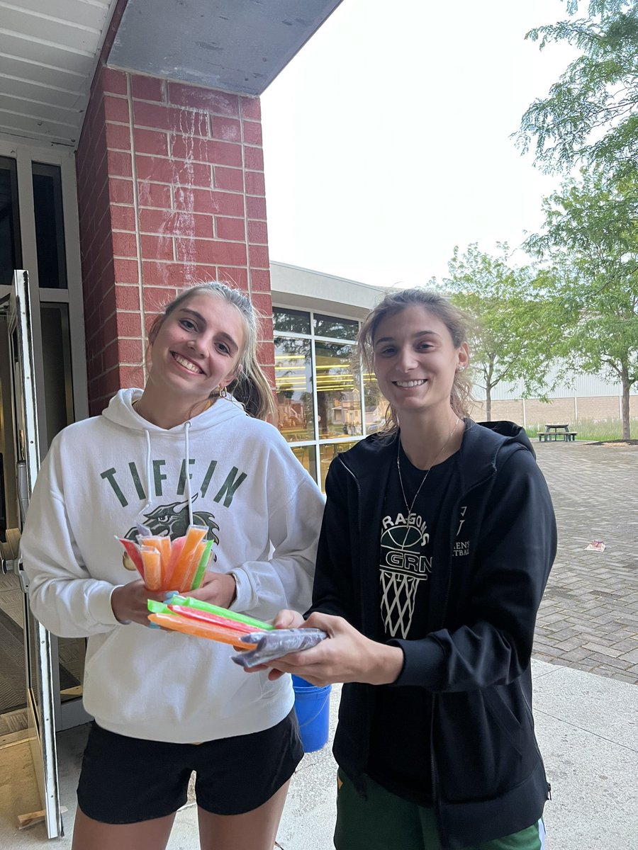 TiffinUWBB tweet media