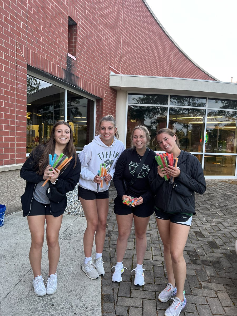 TiffinUWBB tweet media