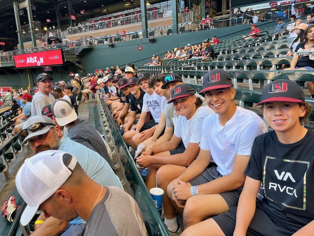 In AZ for the USA Baseball #ChampsAZ23.  D-backs and Phillies game. Great group of kids. @NorCalU1 @NorCalBaseball