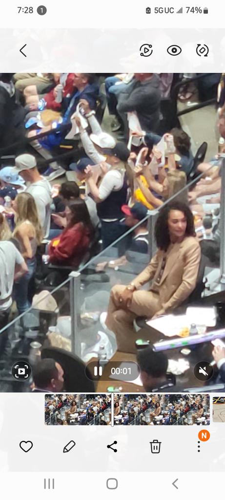 SparklyRoxFan's tweet photo. @malika_andrews Thanks for all your Nuggets support. We see you!
@nbatoday https://t.co/zZXmnheHNq
