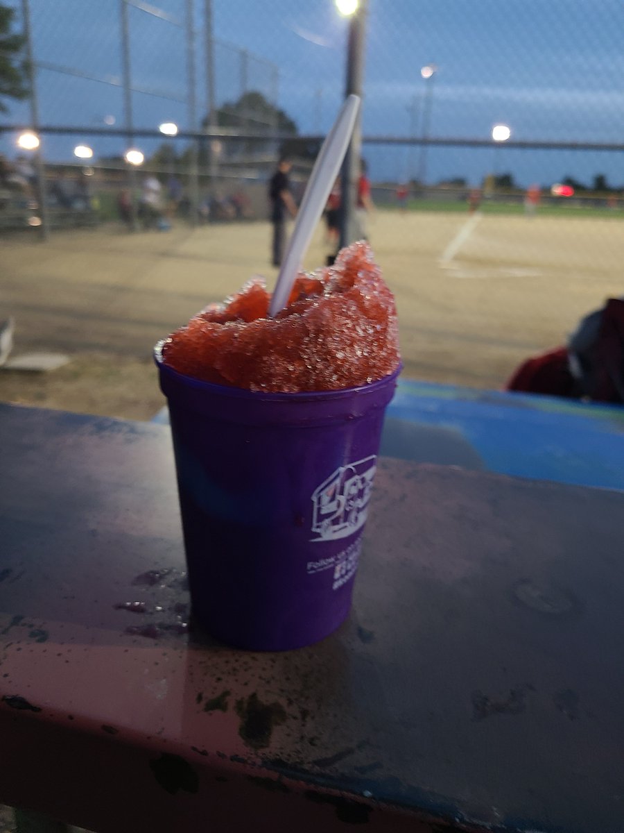 VoidersEdge's tweet photo. Yummy yummy yummy in my tummy, I love eating wavemelon flavor. https://t.co/TUG6AovNSq