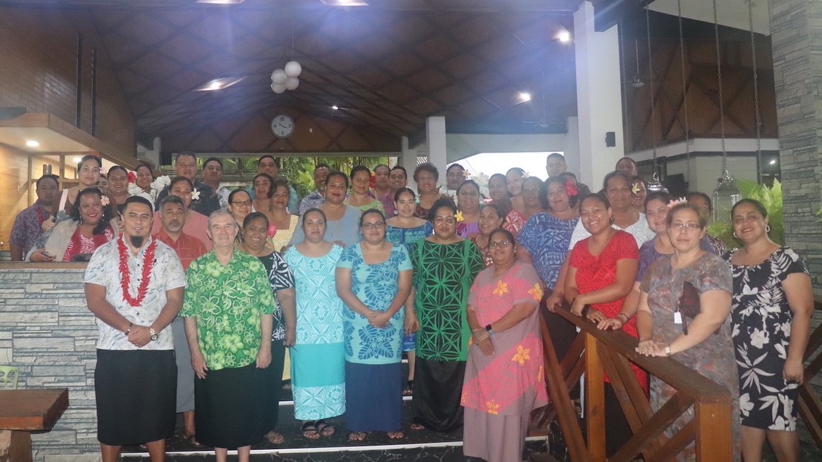 UNDP_Samoa's tweet image. Human Resource Officers from @samoagovt&apos;s state owned enterprises undergoing #integrity training, under the #UNPRAC project, funded by @MFATNZ. 

Promoting #anticorruption measures &amp;amp; committing to #ethics to improve service delivery.

Read more ▶️ bit.ly/ethics_commitm…
