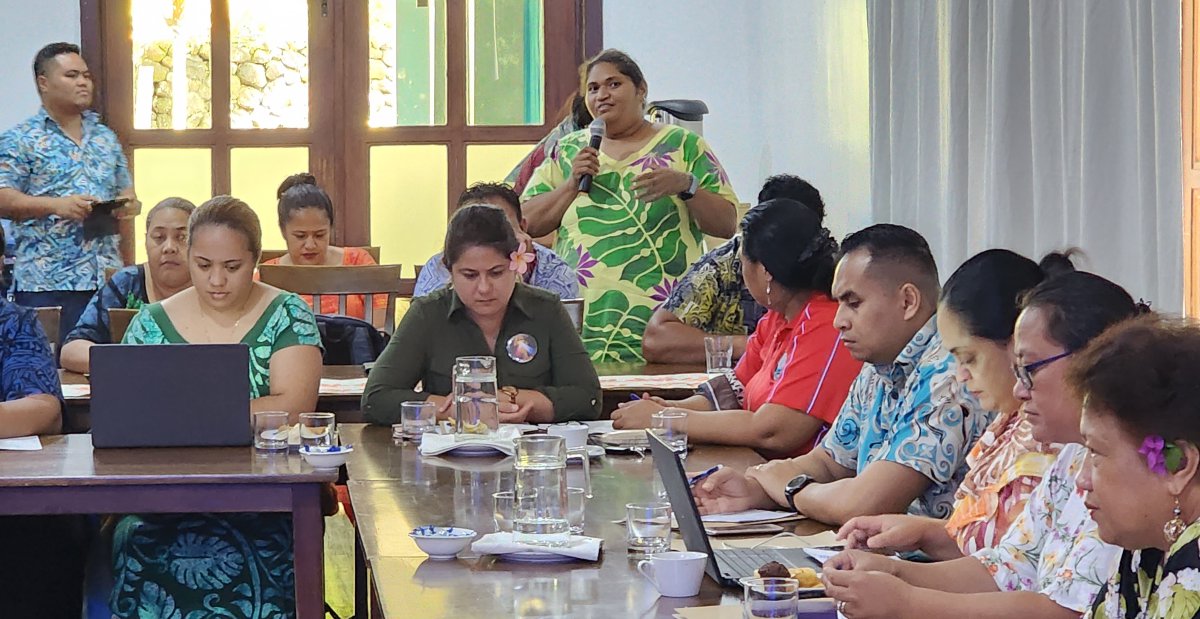 UNDP_Samoa's tweet image. Human Resource Officers from @samoagovt&apos;s state owned enterprises undergoing #integrity training, under the #UNPRAC project, funded by @MFATNZ. 

Promoting #anticorruption measures &amp;amp; committing to #ethics to improve service delivery.

Read more ▶️ bit.ly/ethics_commitm…