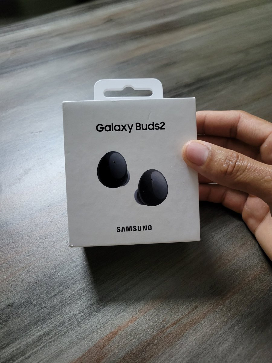 Me llego mi nuevo juguete #galaxybuds2 🫶🏻