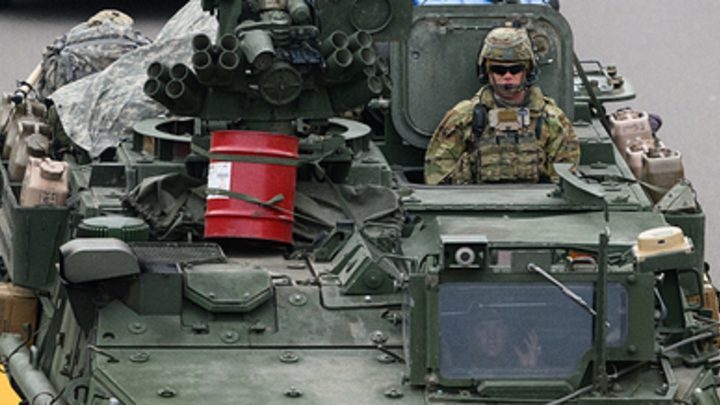 Не стесняясь: Варшава готовит вооружённый госпереворот в России

3mv.ru/190283-ne-stes…