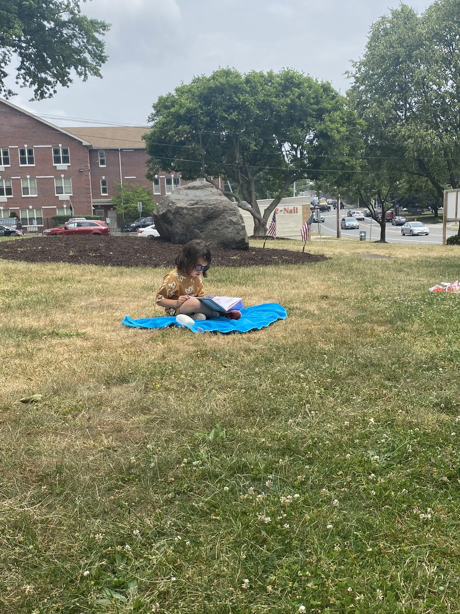 Lehansky18's tweet photo. R is for Reading Outside https://t.co/JkLLGYZubX