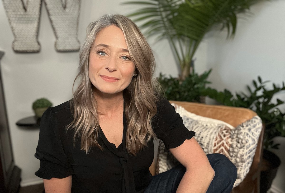 We are excited to announce Elva Resa will publish <a href="/CorieLpc/">Corie Weathers, LPC</a>'s new book, Military Culture Shift: The Impact of War, Money, and Generational Perspective on Morale, Retention, and Leadership, Nov 2023. Congrats Corie! elvaresa.com/elva-resa-to-p…