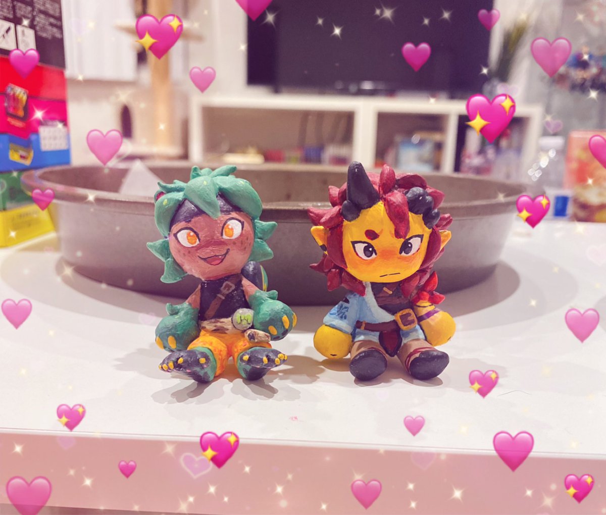 fruitosphere's tweet photo. after many hours of sculpting and painting- my figures of juny and fortune are finally done!! 💚❤️ https://t.co/nSuD7FCAlM
