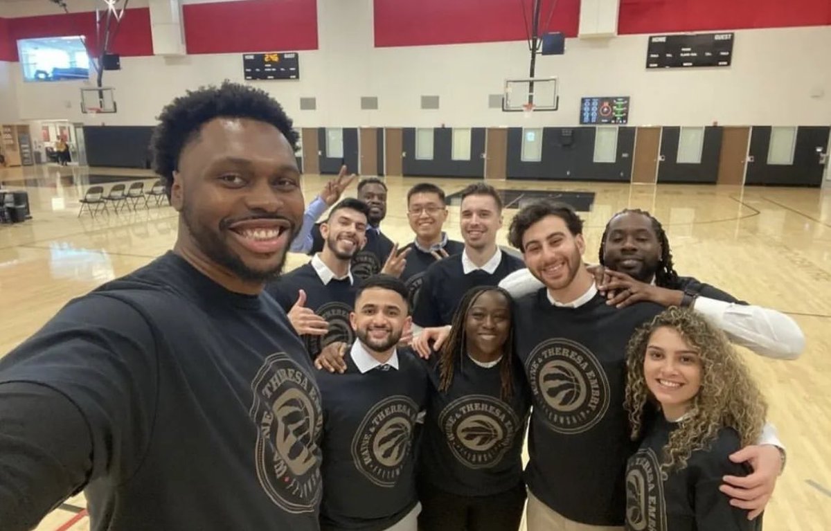 Coach_LeeAnna's tweet photo. This spring I was blessed to be selected as 1 of 10 finalists for the 2023 Wayne and Theresa Embry Fellowship !
Thank you to @Raptors for pouring into me, and am grateful to have made lifelong connections with my #WTEF fellows! EveryGymIsHome🏀 https://t.co/nETUgtTvUv