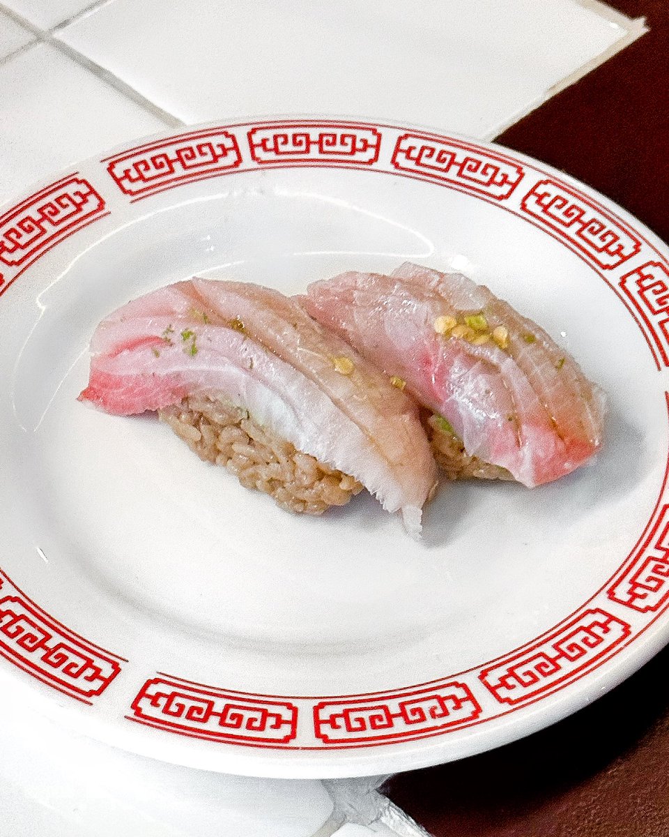 when finding out about a pop-up day of works out incredibly well. caught sushi simpin at <a href="/buttonmashla/">ButtonMashLA</a> over the weekend. will be keeping an eye out when in the bay area but hopefully there'll be more la appearances.