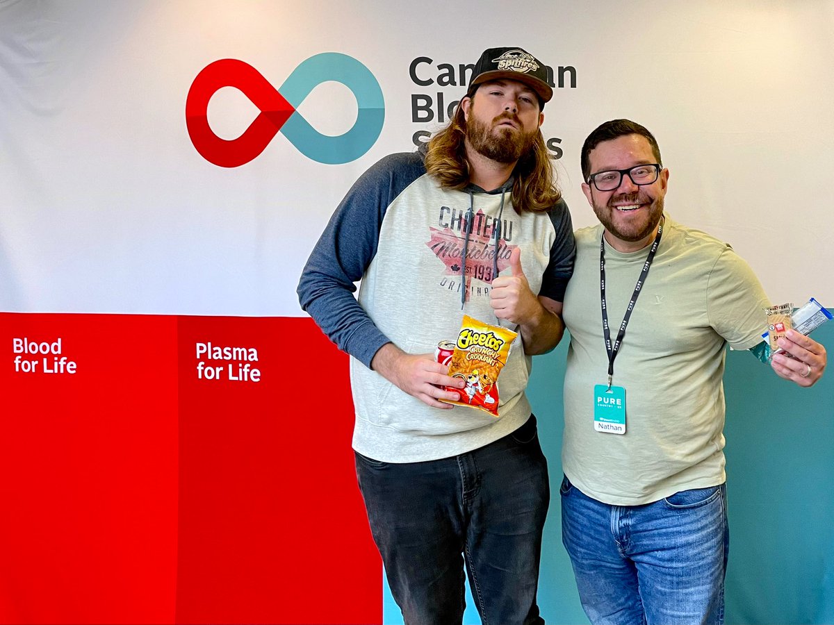 AM800CKLW's tweet photo. Team Bell Media is out today supporting #NationalBloodDonorWeek! 🩸💉❤️

More than 100,000 new donors are needed every year to strengthen @CanadasLifeline! Make a difference today! Visit https://t.co/8Vx5TOMSIg to book your first or next appointment! https://t.co/EwAwDRSNVW