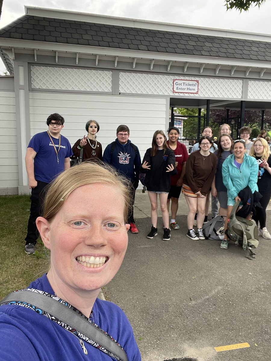 MFitzTeach's tweet photo. Even though it was wet #physebra took @seabreeze_park by storm! Happy summer my juniors! #pbl #thisishowiroll #ilovemyjob #iteachalgebra #algebra2 https://t.co/iZVyOSF4nI