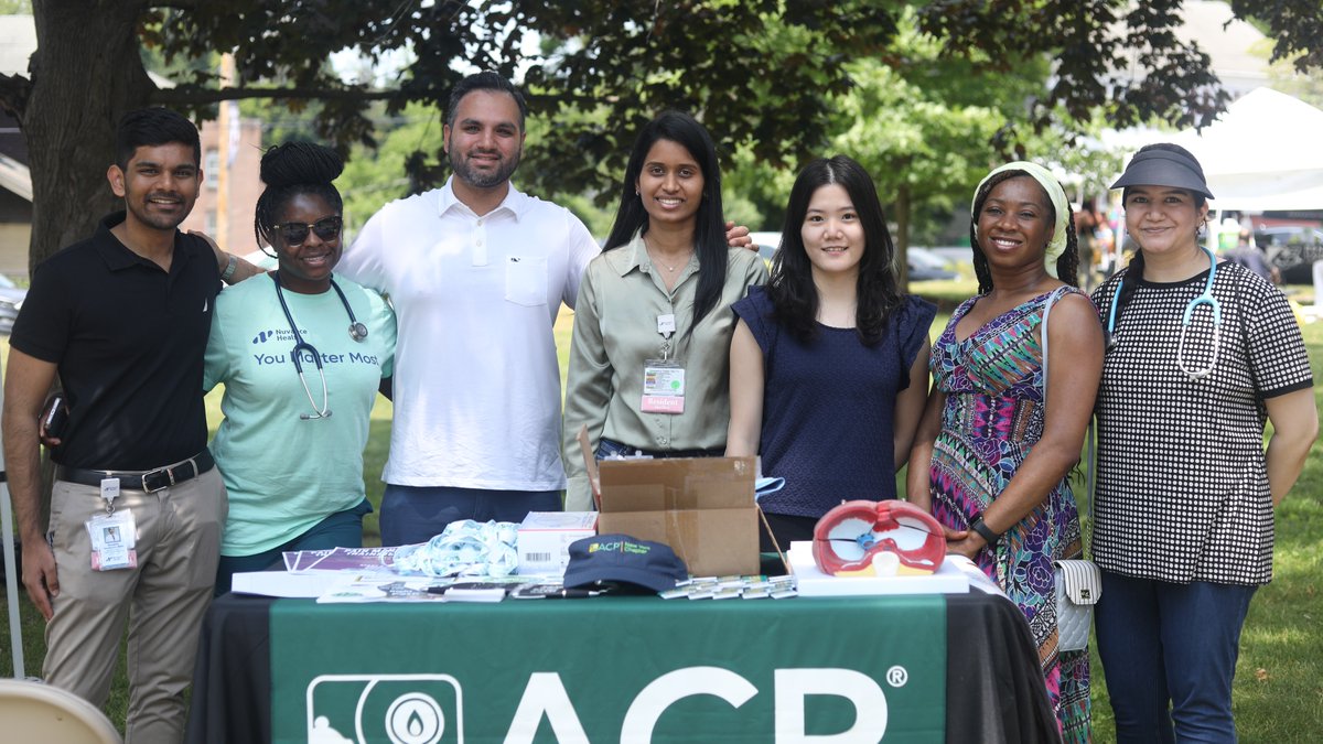 NewYorkACP's tweet photo. #WappingersFalls community members had access to screening and education for #diabetes, high blood pressure, and #SmokingCessation thanks to the Residents from @VBMC_NuvanceIM.  Special thanks to Brasiere Bodo, MD for organizing the volunteers!
#FestivalattheFalls https://t.co/cxFsaJZgis