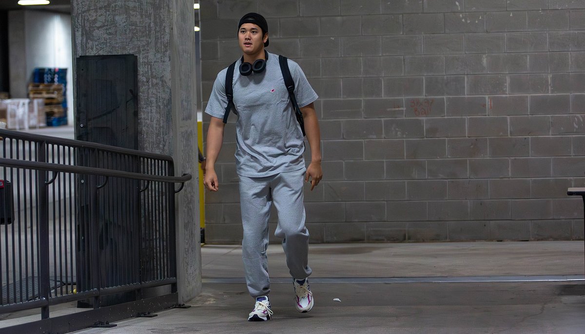MLB on Twitter "RT MLBLife Shohei Ohtani arriving in Texas today