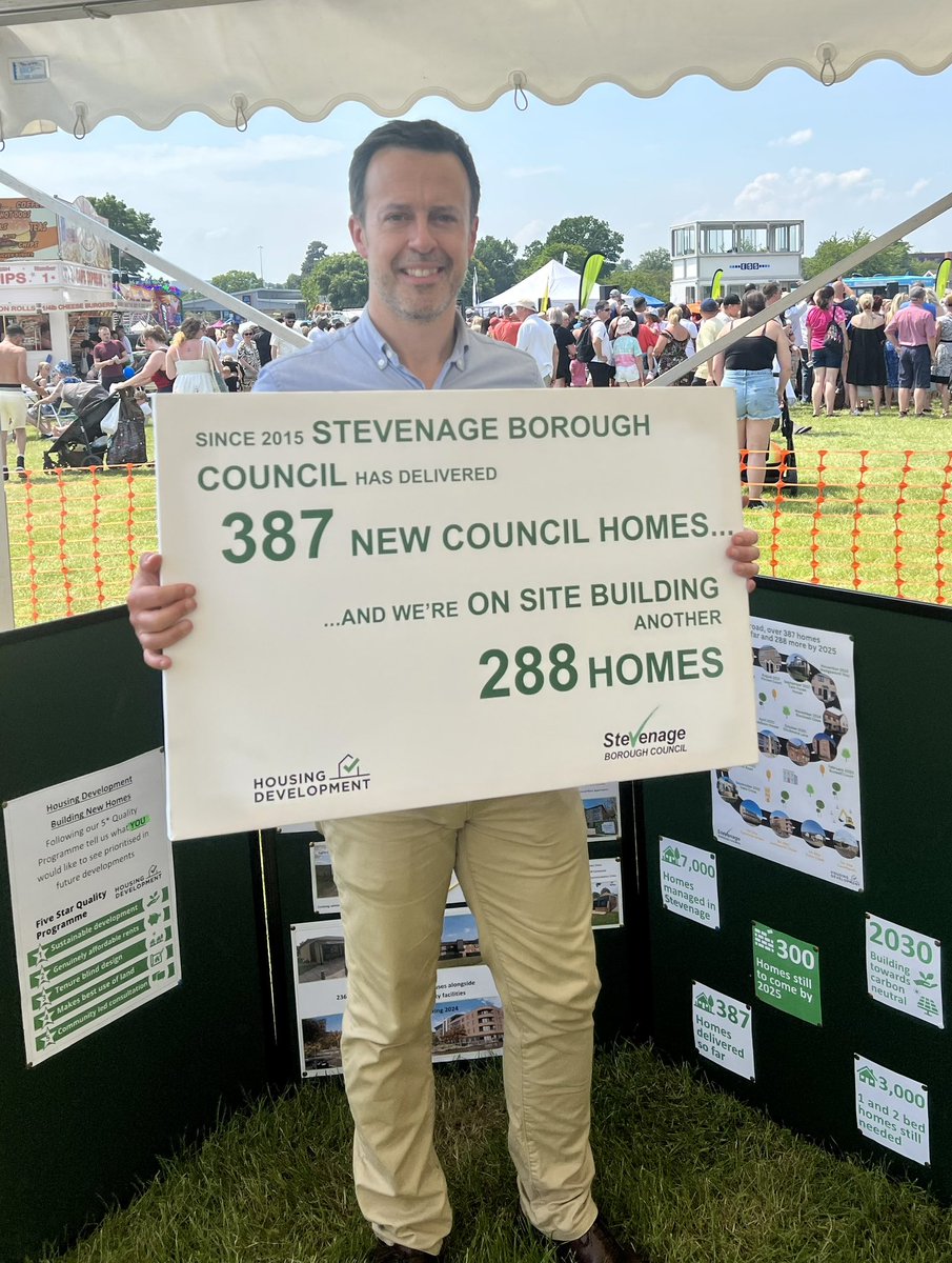 kevinbonavia's tweet photo. #StevenageDay 2023 - what an amazing showcase for our town!
The @StevenageLabour stall was a hit - tombola, treasure hunt & talking with residents about a better future.
I loved touring all the other stalls too - I��m only sorry I couldn’t get through them all after 5 hours! https://t.co/IzTj2dqqoD