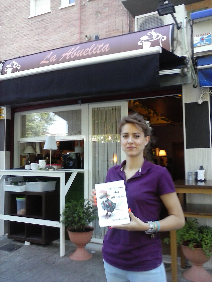 EL DUQUE DEL ALTOZANO, vaya pico que tiene y una mirada... Vívelo unas cañas en LA ABUELITA PINTXOTECA <a href="/BarriosdeLetras/">BarriosdLetras</a> #Alcorcon