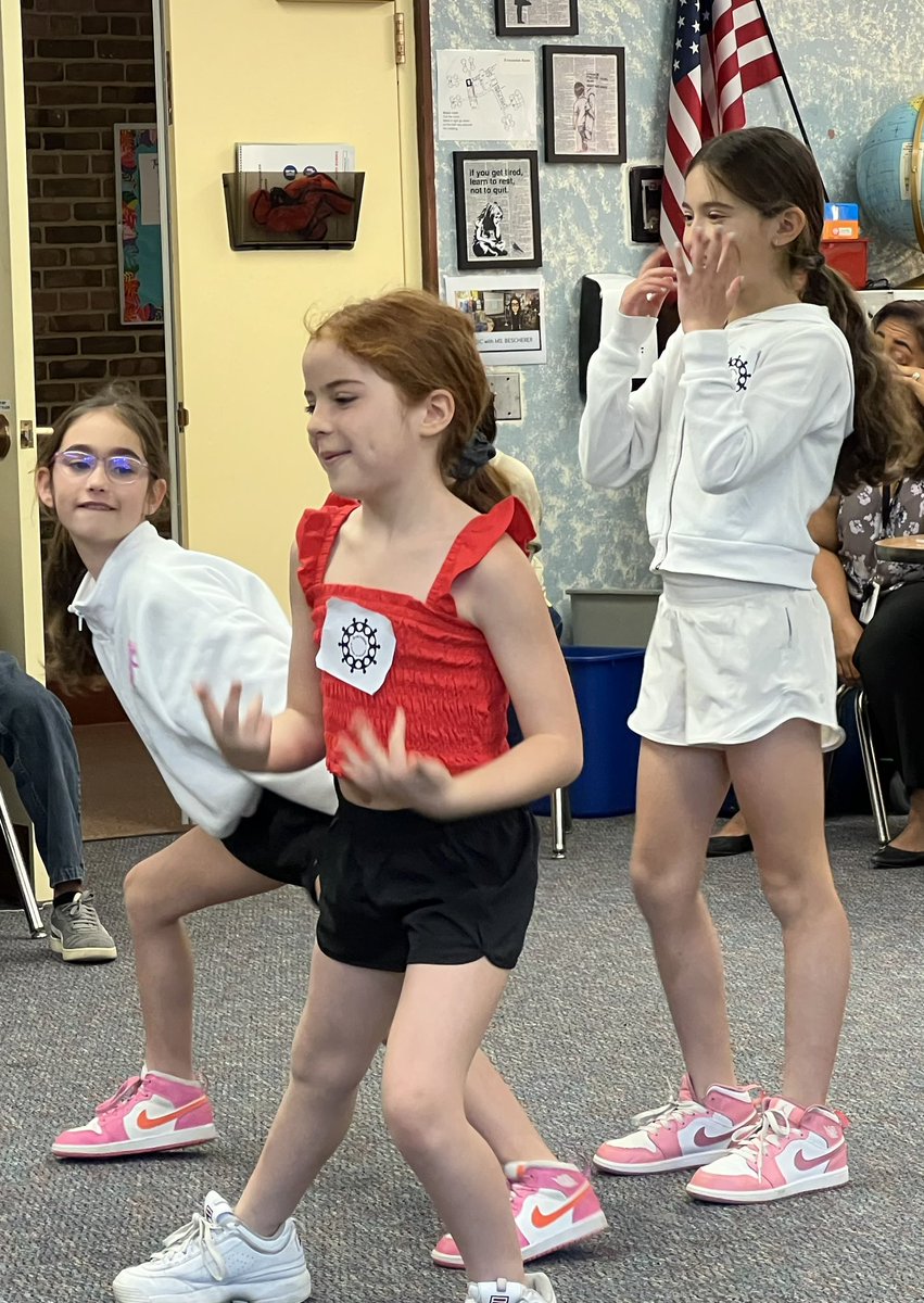 Amber Rago tweet media