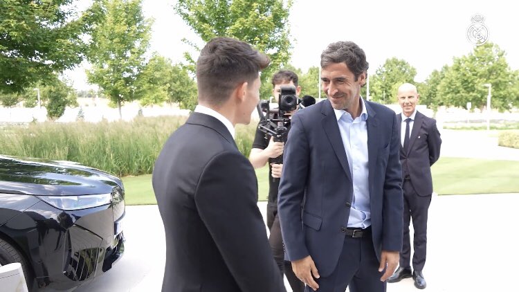 SeputarMadrid's tweet photo. πΈπ‘π€ #FranIsBack https://t.co/bmhYqVGfPD