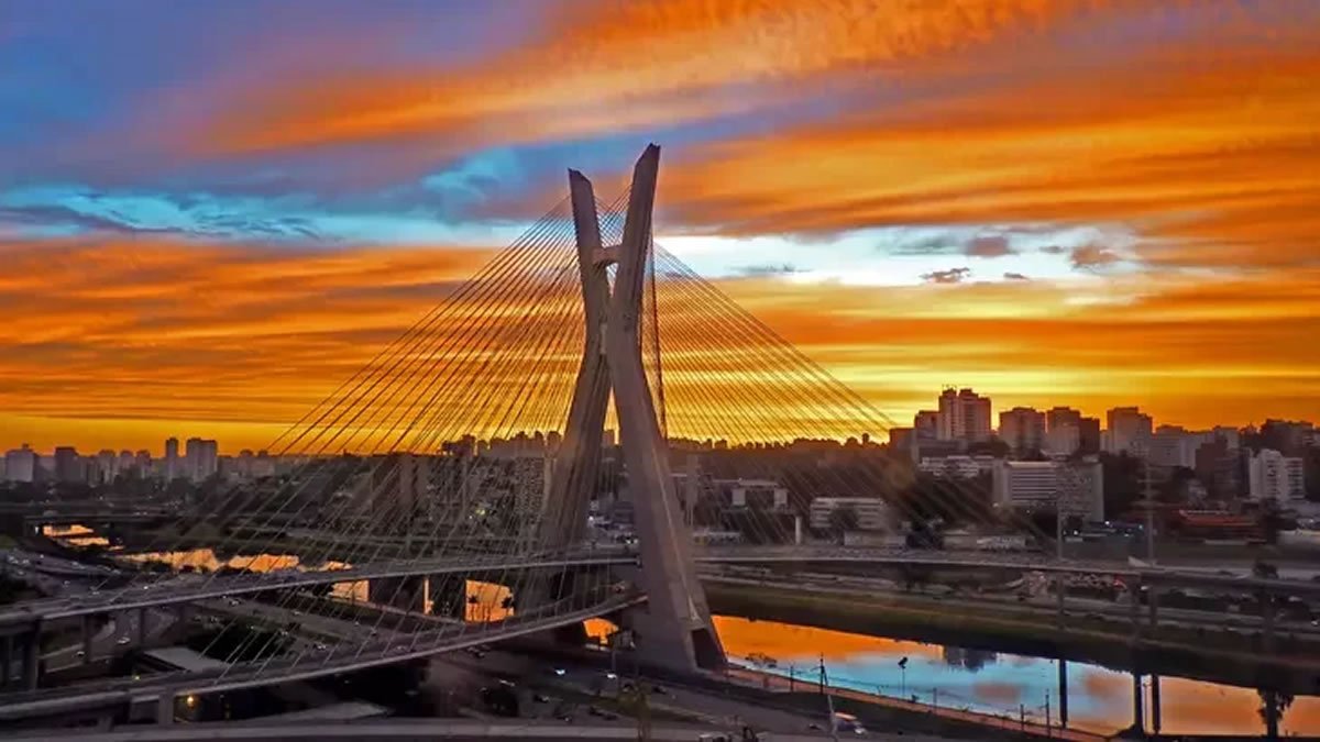 aldomanucio_lab's tweet photo. São Paulo é eleito o melhor ecossistema de inovação da América Latina no ranking da @StartupBlink. Como tirar vantagens disso?
💡 Passe dois dias dentro de cinco das maiores empresas de São Paulo com #Futuredojo.
@exame.
https://t.co/Gev3QncFLg https://t.co/kuUo9QfRtb