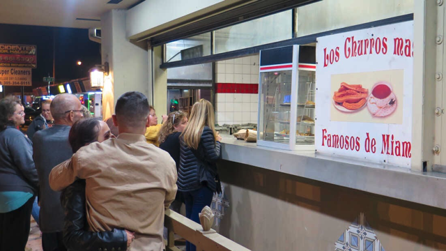 BabaluBloggers's tweet image. Miami’s favorite spot for churros closes down  babalublog.com/?p=293345