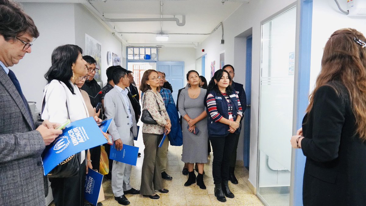 ACNURPeru's tweet photo. Abrimos nuestra Nueva Oficina de Terreno en el distrito de Pueblo Libre - Lima 👏
Con este espacio desplegamos nuestros esfuerzos para continuar brindando asistencia oportuna y protección a las personas forzadas a huir. 

📍Jr. General Clovis 745, Pueblo Libre

#ConLosRefugiados https://t.co/n7fJoUclCe