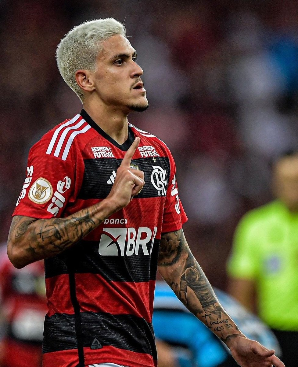 liberta___depre's tweet photo. O futebol brasileiro nunca esteve tão bem servido de centroavantes. Qualidade absurda, sem dúvida o Brasileirão é top 10 das melhores ligas do mundo.

📸:Divulgação / Instagram https://t.co/kSf447PkgA