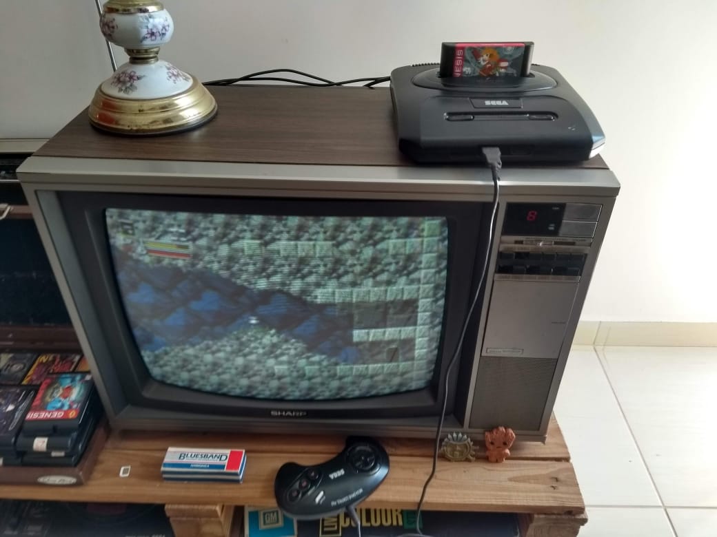 Mega Drive+CRT TV=  perfect combination
<a href="/crt_bot2/">CRT Bot2</a>