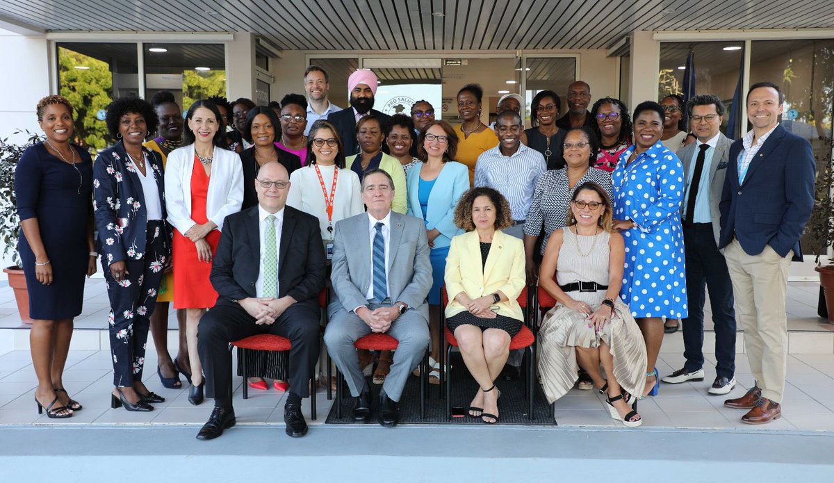 DirOPSPAHO's tweet photo. The strength of PAHO lies in its personnel, who is present around countries and territories of the Americas.
Today, in Bridgetown, I applaud the efforts of the team advancing PAHO’s agenda in Barbados and the Caribbean countries to achieve #HealthForAll. https://t.co/jx6ppElz8t