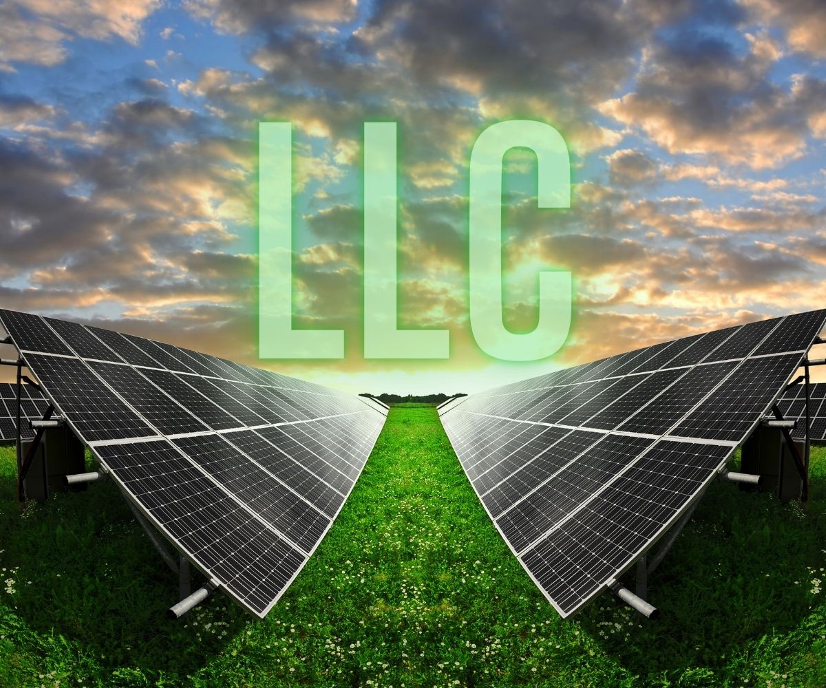 hydrogenfuelnew's tweet photo. In the current climate crisis, the renewable energy sector provides hope for a greener future, fueling ambitions to create a clean and sustainable...READ More #benefitsofllc #energystartups #howtollc #llcforrenewableenergycompany #renewableenergysector
https://t.co/XjAKoLinDp https://t.co/v53OSZUfqp