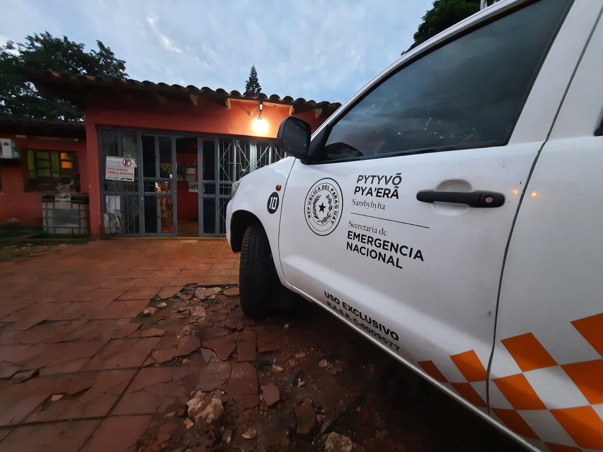 senparaguay's tweet photo. Nuestro albergue de C.D.E. también está 100 % operativo. Todos los dispositivos logísticos se encuentran listos y en apresto para las rondas de esta noche. Si ves, en la calle, a quien necesite de nuestro resguardo, llamá al 911 y nuestra cuadrilla irá hasta el lugar. https://t.co/HlEFrtHG86