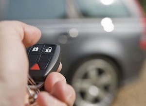 eTagsTweets's tweet image. From #keyfobs to #catalyticconverters, thieves use high-tech ways to steal these days. Losses from theft were up 70% during a four-year period from 2017 to 2021. (IIHS) #stolencar #cartheft #carparts #carfacts