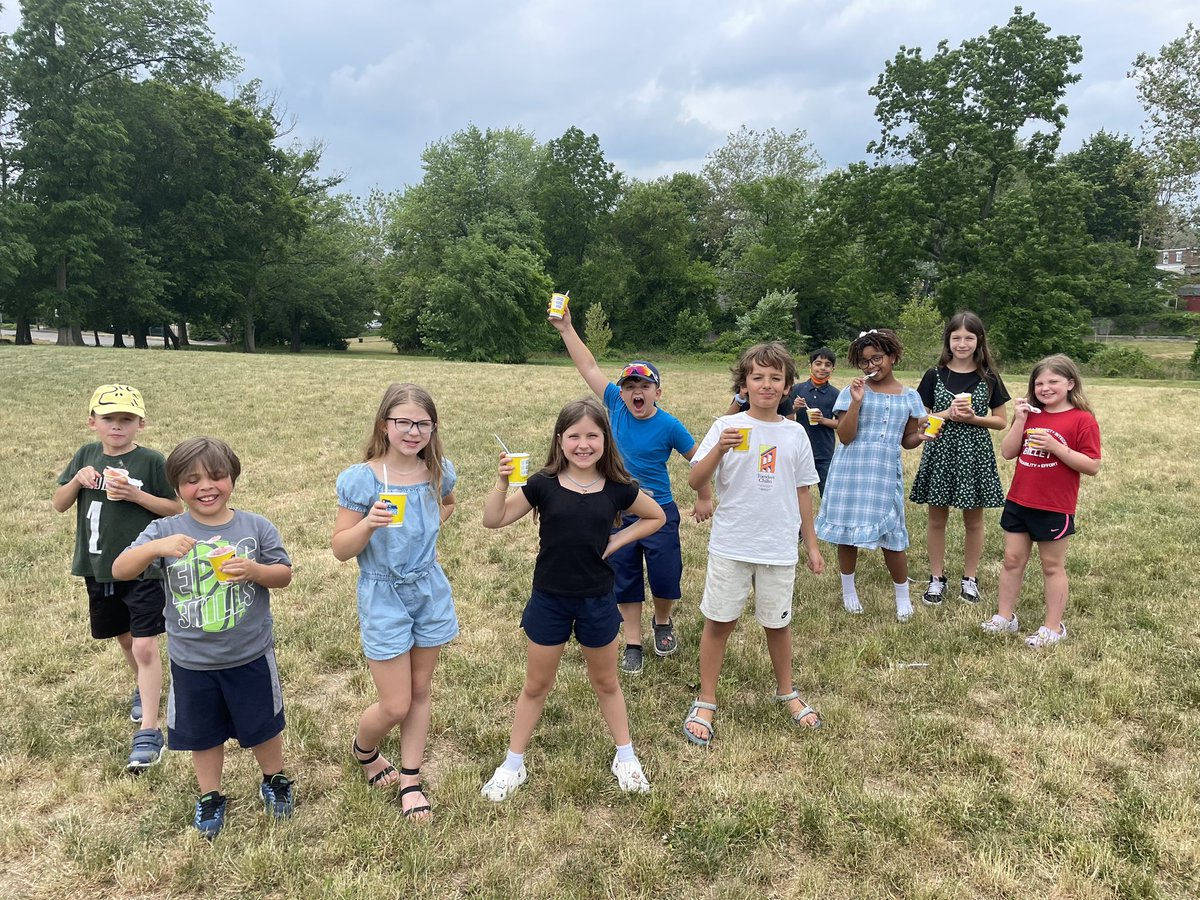 Mrs. Flack tweet media