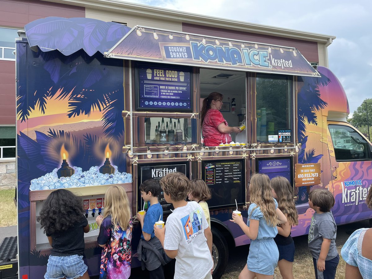 Mrs. Flack tweet media