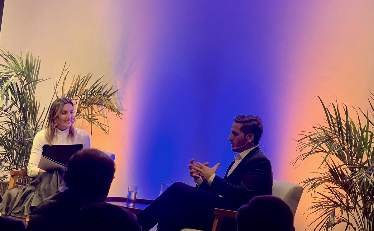 fedepdelc's tweet photo. Muy buena charla de Agustin Pichot. Actitud ganadora, como superar la adversidad.
Gracias y Felicitaciones @LozyBajac y Cámara de Comercio y Servicios del Uruguay - CCSUy https://t.co/xE6jdnIbIi